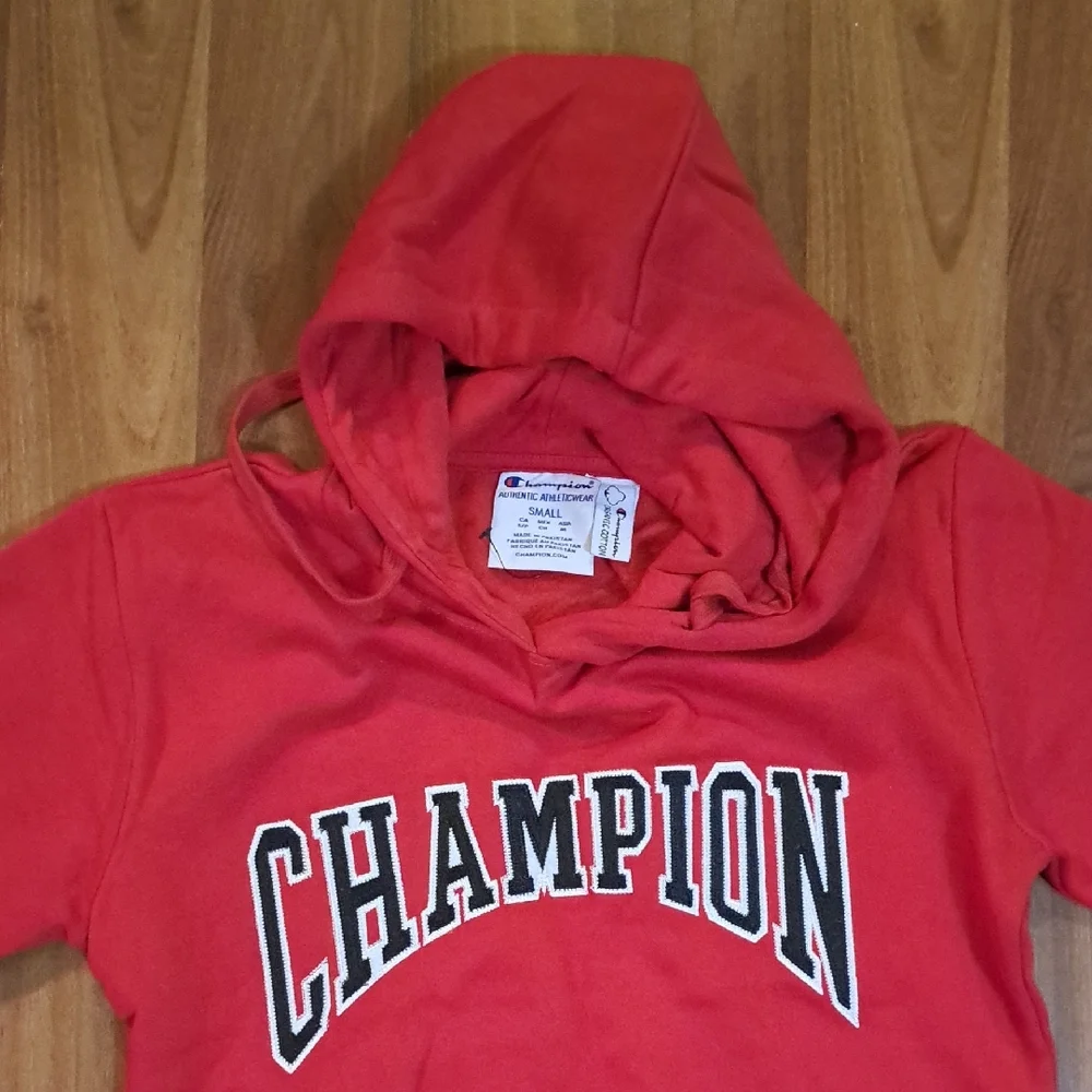 Champion Scarlet Sweatshirt - Picture 3 of 5
